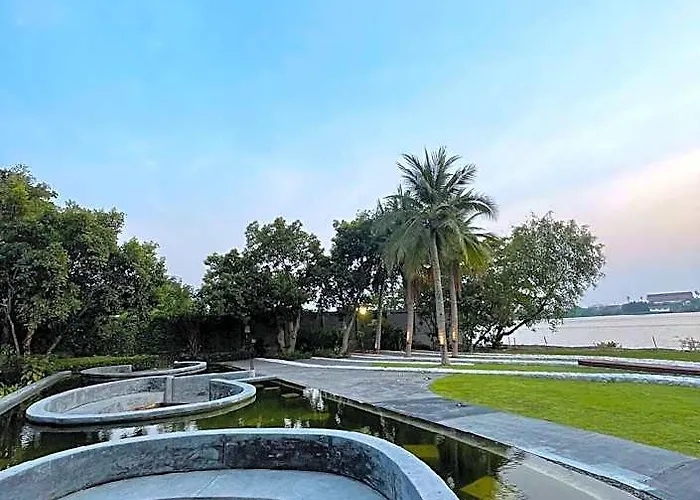 ホテル The Beautiful River View Say Hi! 4*